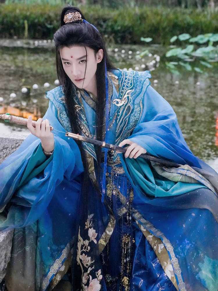 Photography Of A Man - Hanfu chinois de luxe pour hommes